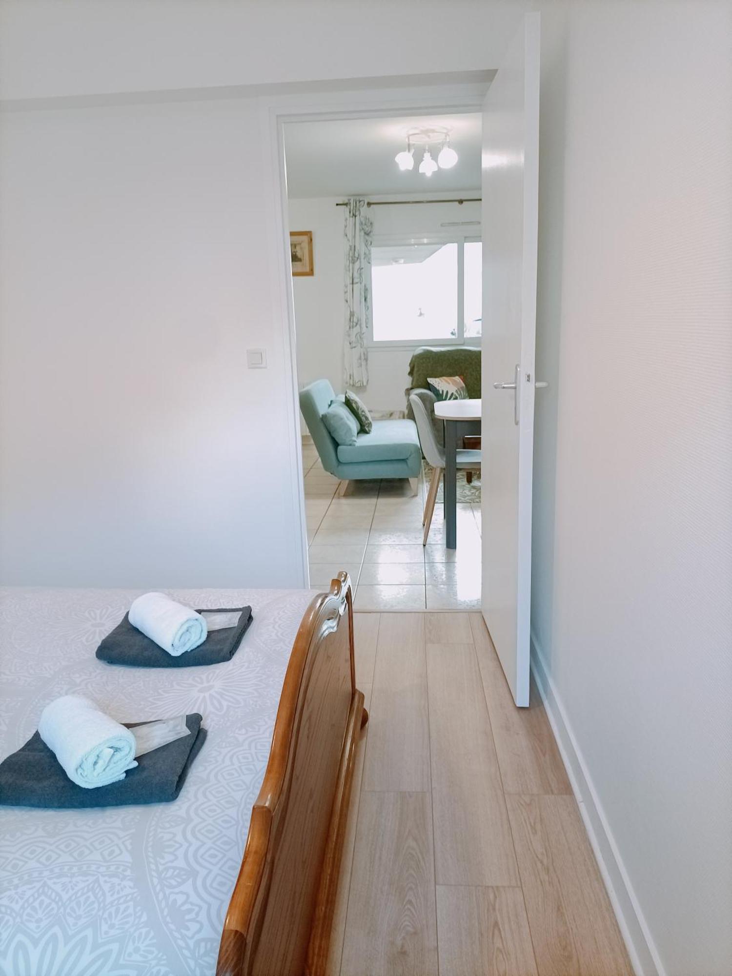 Felton - Appartement 3 Pers 迪南 外观 照片